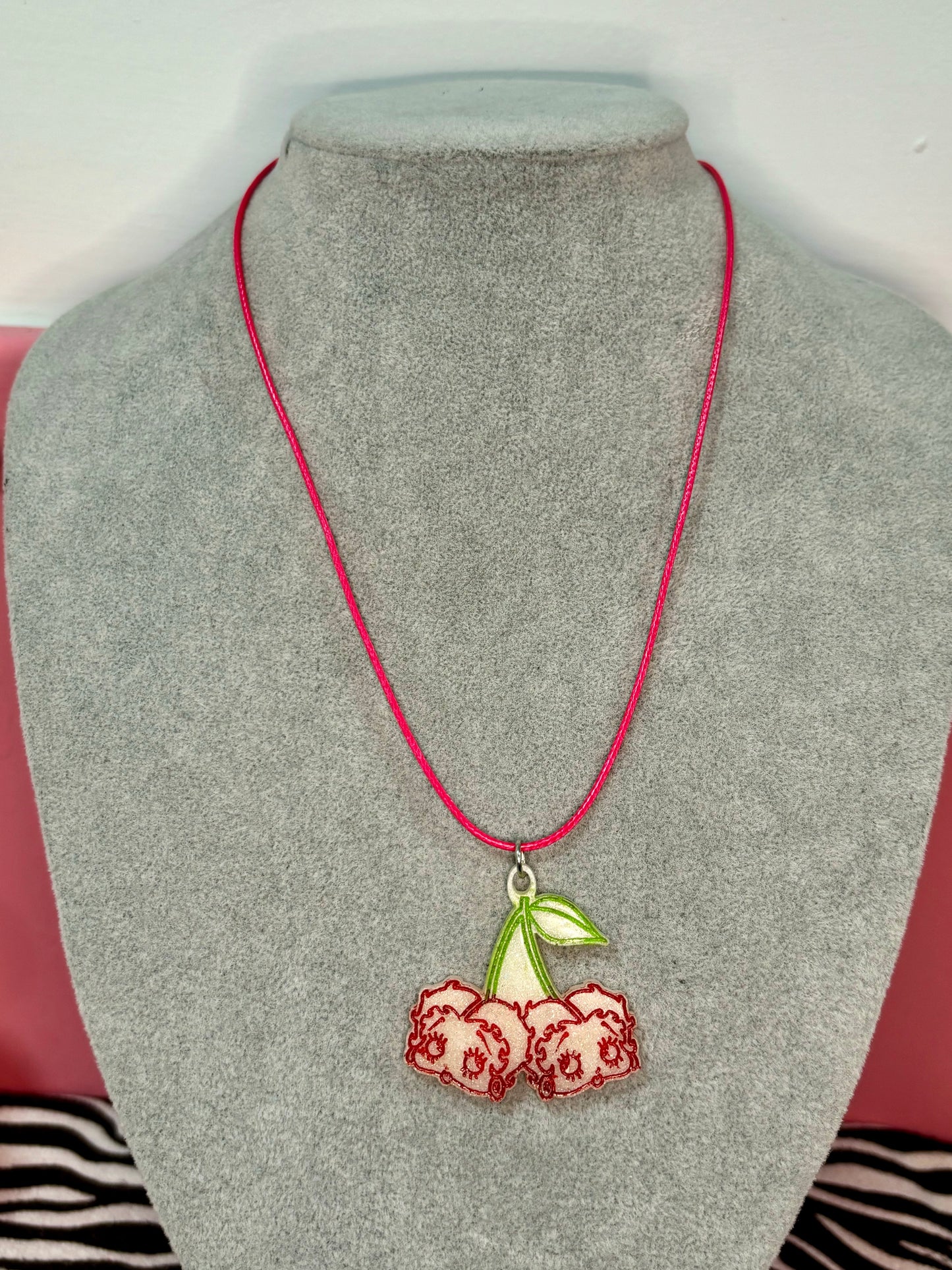 Collar Betty Boop Rojo