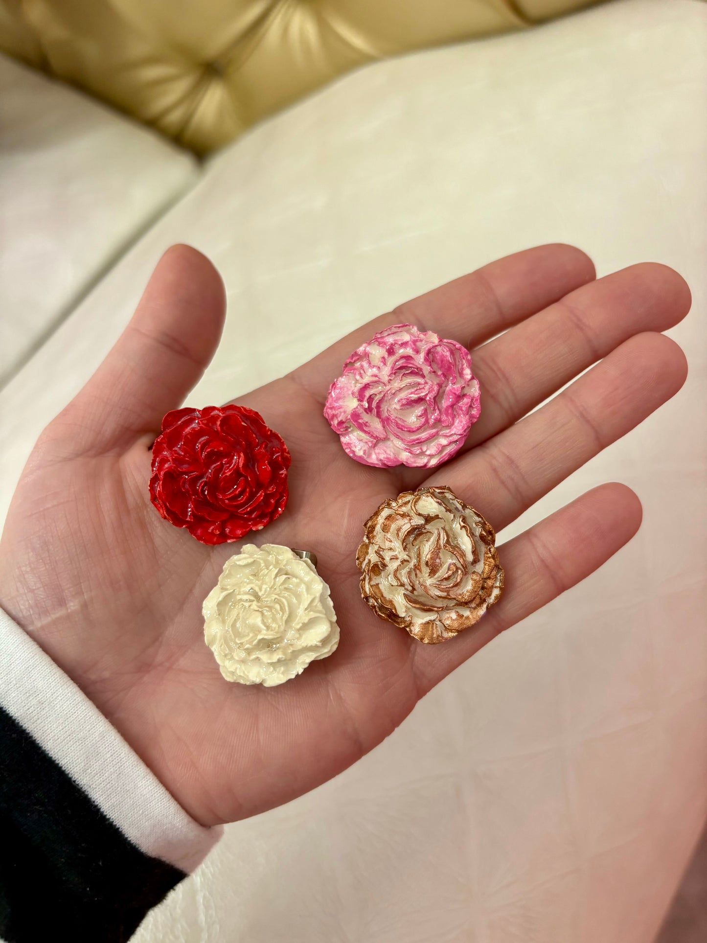Broche Clavel