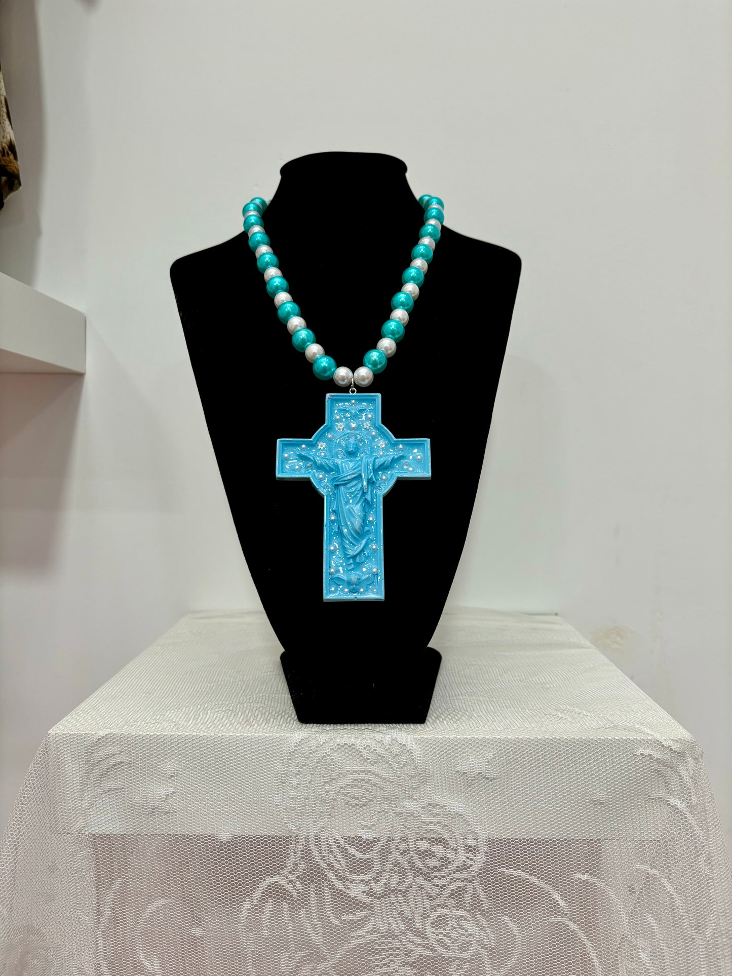 COLLAR PERLAS PARA CRISTO AZUL CIELO