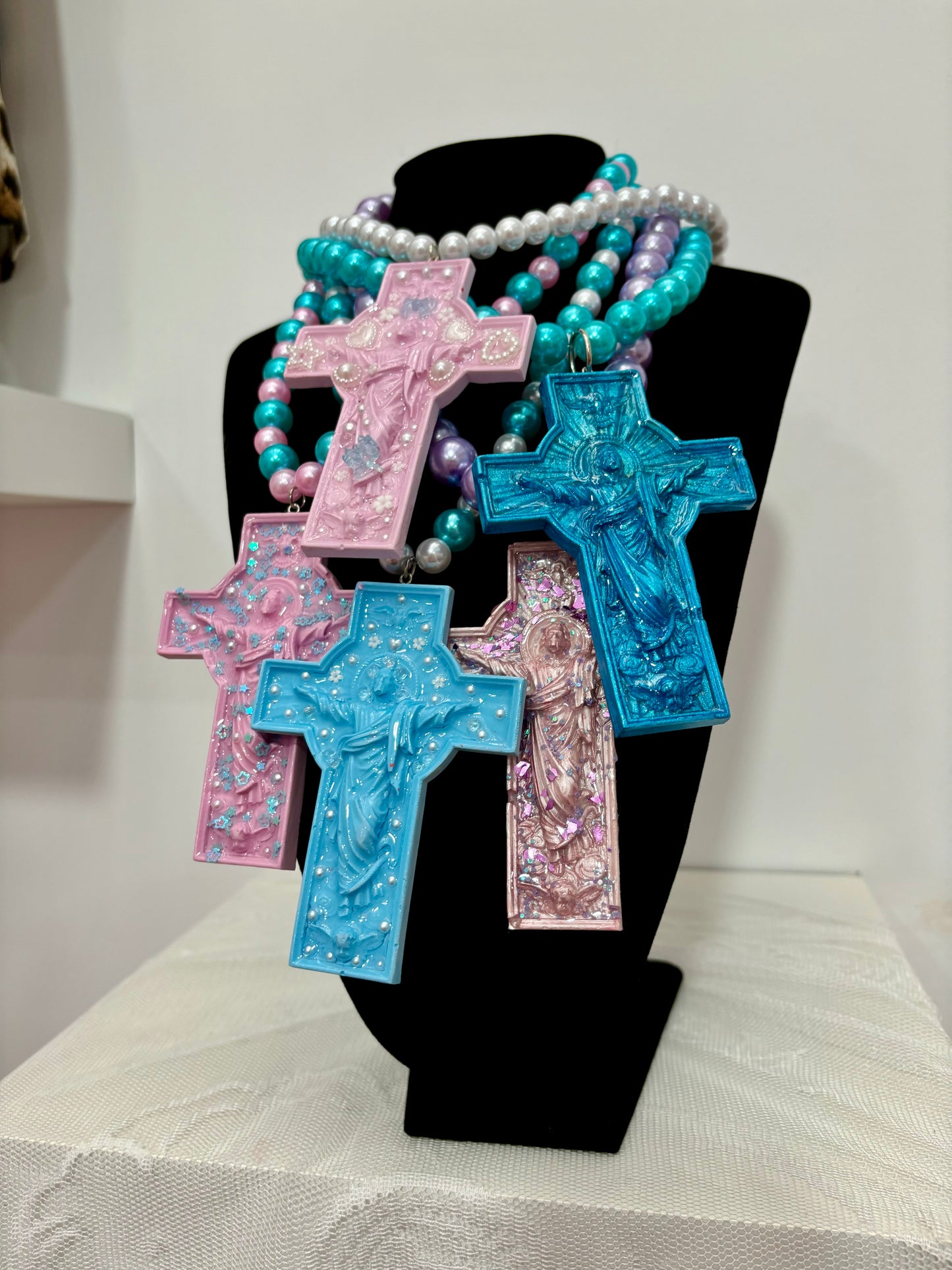 COLLAR PERLAS PARA CRISTO LILA