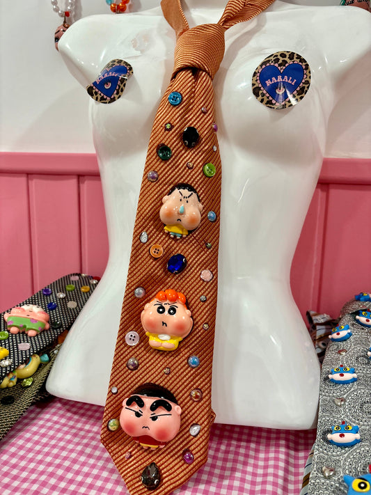 Corbata Shin Chan