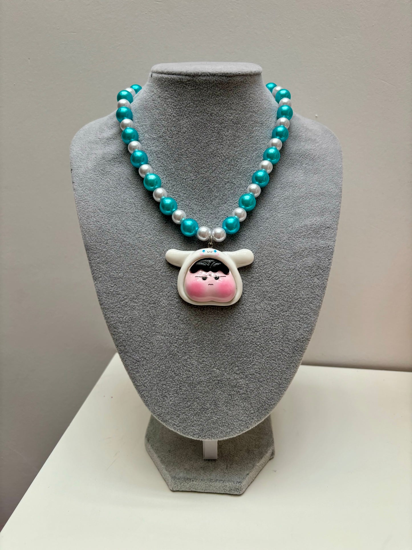 Collar Shinchan x Cinnamoroll