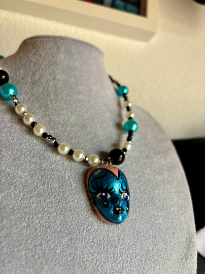 Collar Corazonada Asimétrica