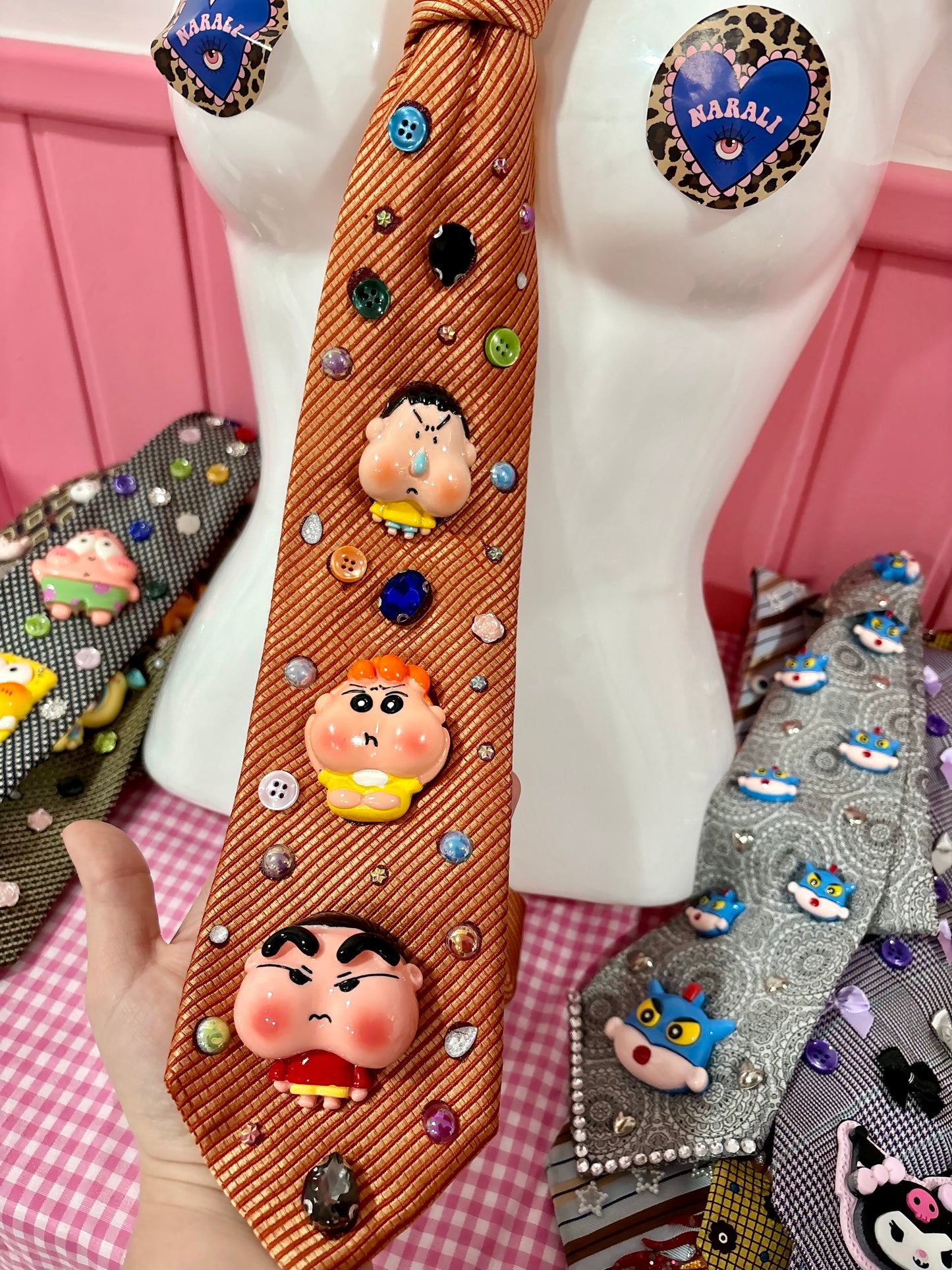 Corbata Shin Chan
